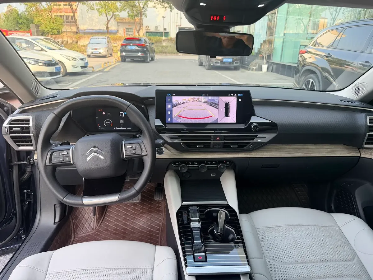 2024 Citroen C5 X 1.6T 175HP L4 8AT,autocango,china used car exporter,china ev exporter,chinese used car exporter,chinese used ev exporter