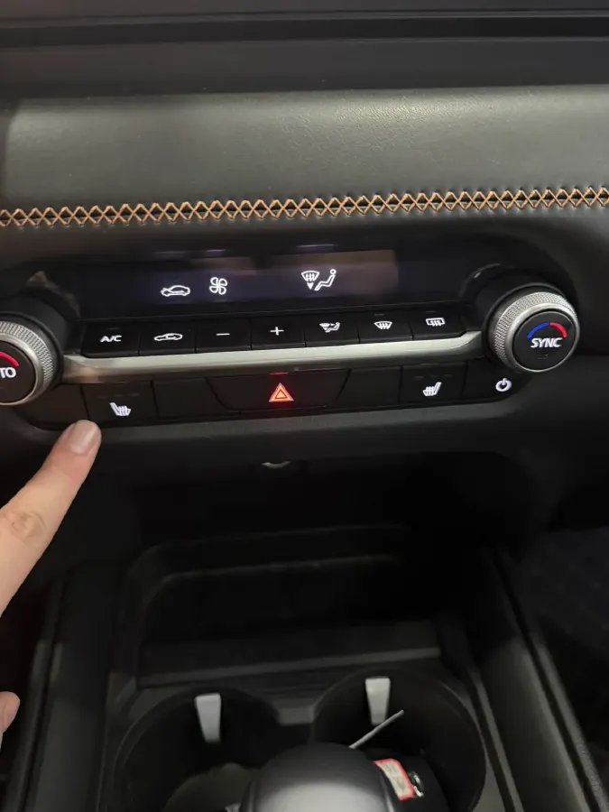 2023 Mazda CX-50 2.0L 155HP L4 6AT,autocango,china used car exporter,china ev exporter,chinese used car exporter,chinese used ev exporter