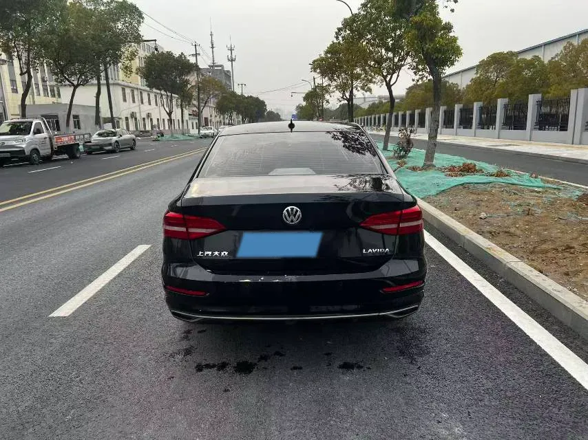 2018 Volkswagen Lavida 1.2T 116HP L4 7DCT,autocango,china used car exporter,china ev exporter,chinese used car exporter,chinese used ev exporter