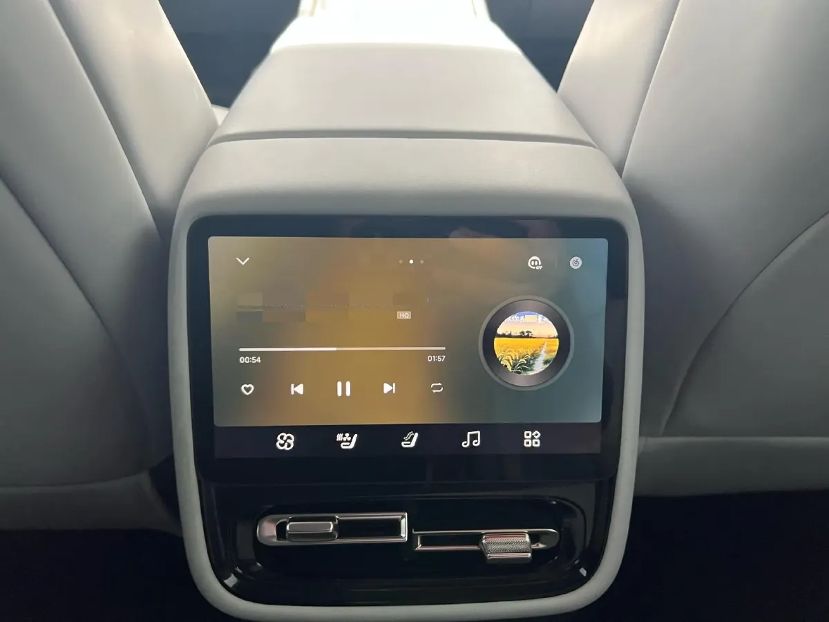 2024 Xpeng P7+ BEV 60.7KWH,autocango,china used car exporter,china ev exporter,chinese used car exporter,chinese used ev exporter