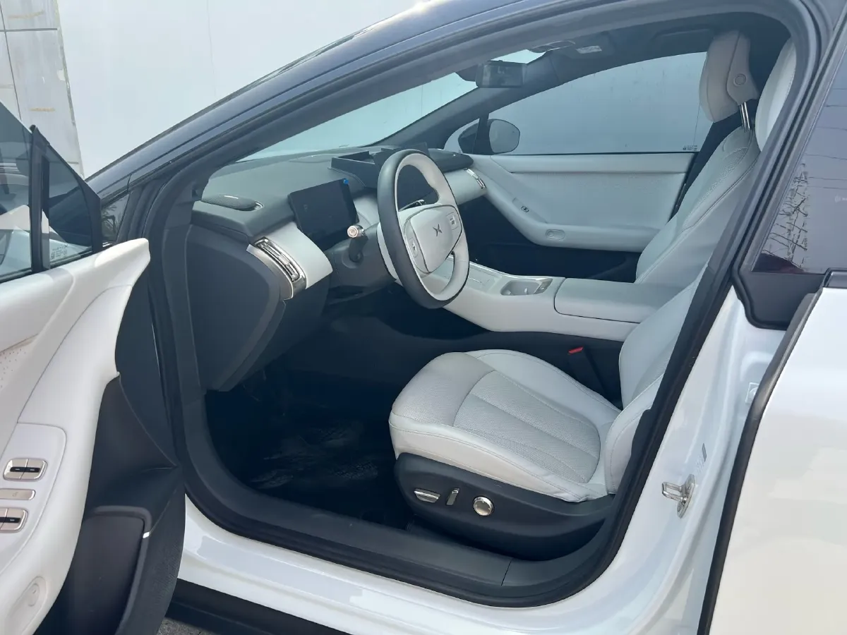 2024 Xpeng P7+ BEV 60.7KWH,autocango,china used car exporter,china ev exporter,chinese used car exporter,chinese used ev exporter