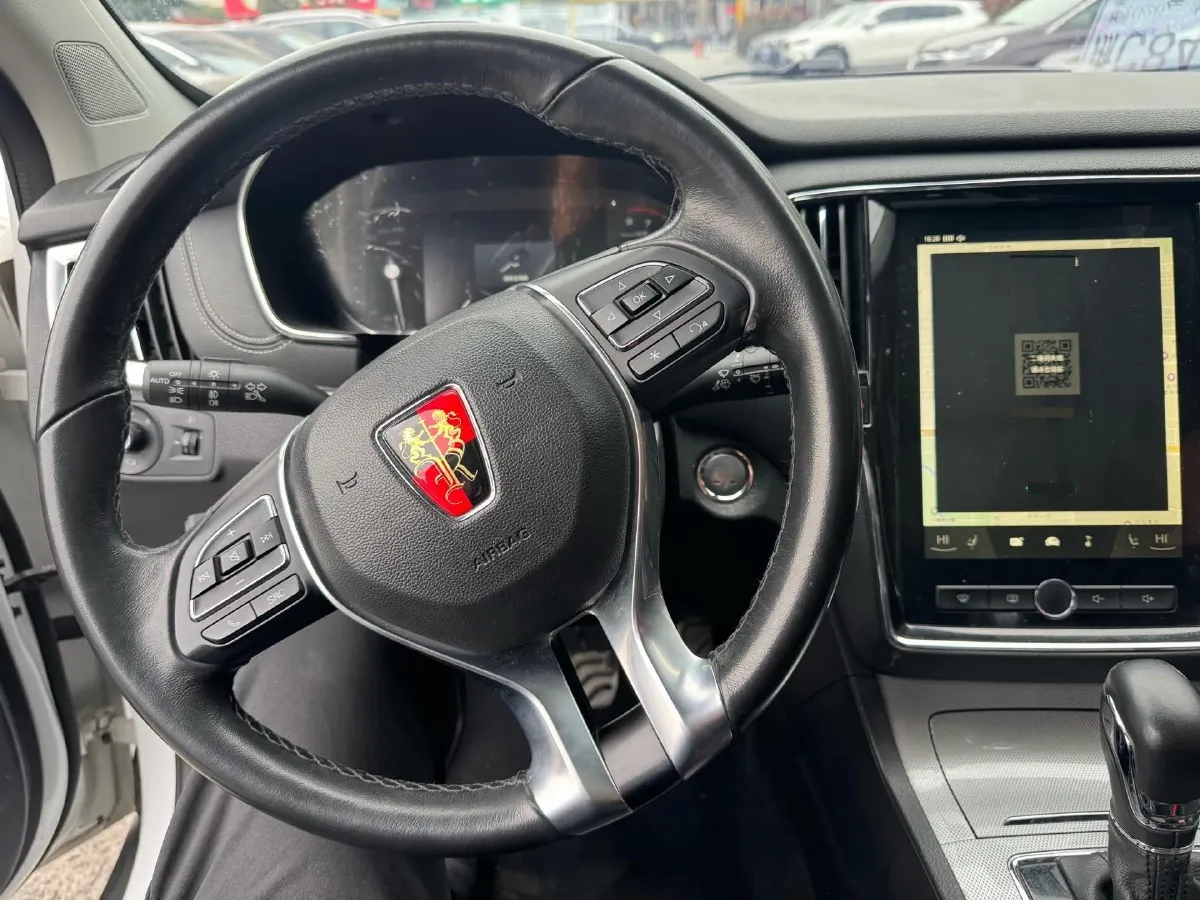 2016 Roewe RX5 2.0T 220HP L4 6DCT,autocango,china used car exporter,china ev exporter,chinese used car exporter,chinese used ev exporter