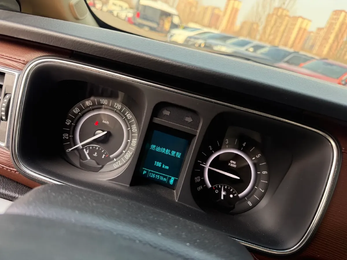 2018 Buick GL8 2.0T 260HP L4 6AT,autocango,china used car exporter,china ev exporter,chinese used car exporter,chinese used ev exporter