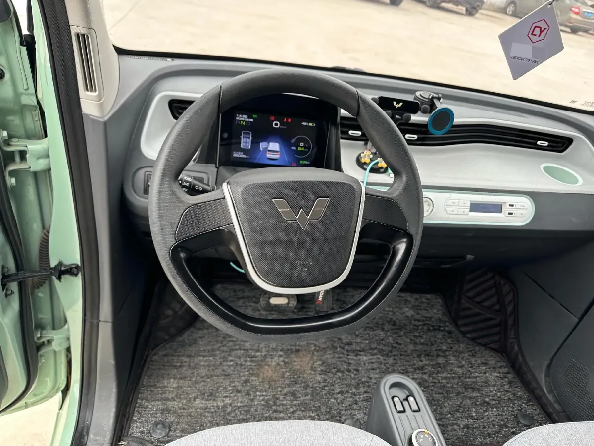 2021 WuLing HongGuang MINI EV BEV 13.8KWH,autocango,china used car exporter,china ev exporter,chinese used car exporter,chinese used ev exporter