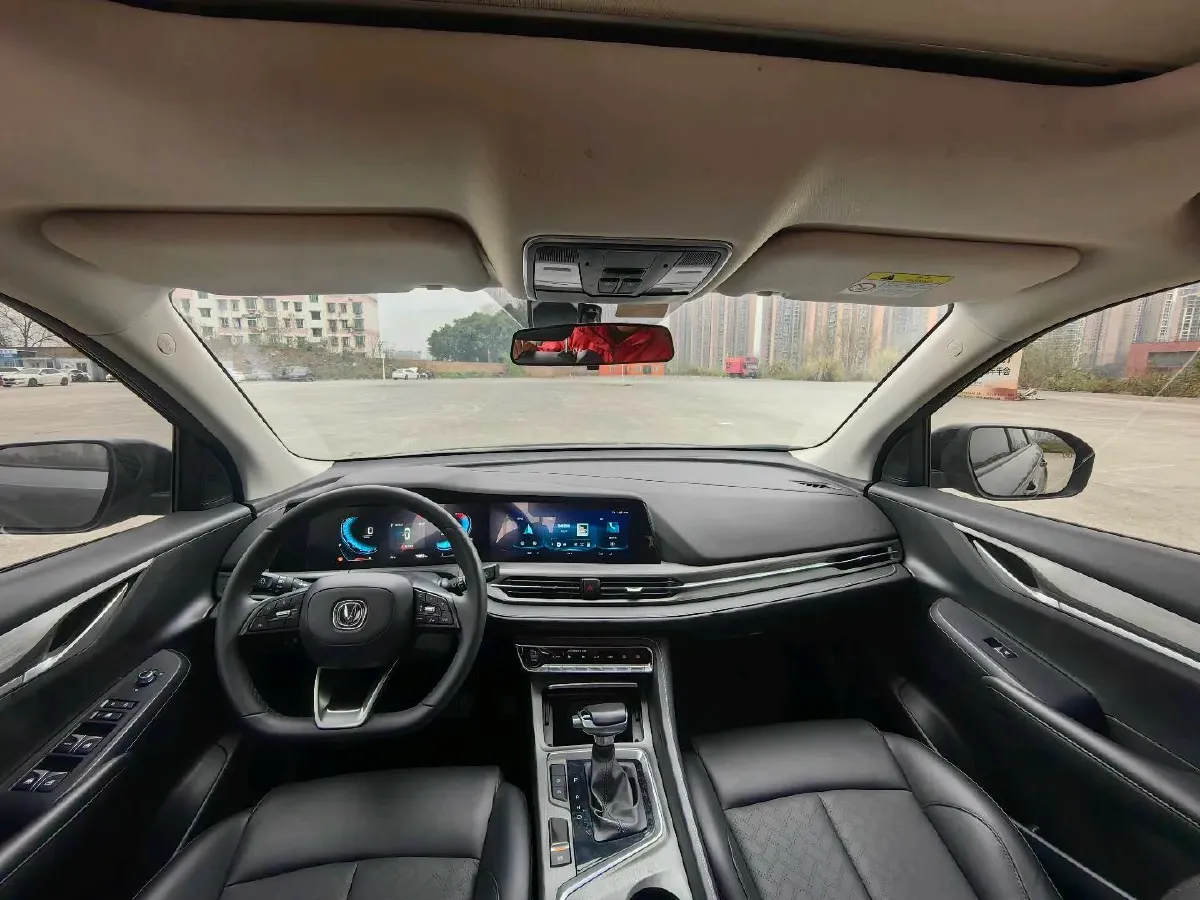 2022 ChangAn CS55 Plus 1.5T 180HP L4 7DCT,autocango,china used car exporter,china ev exporter,chinese used car exporter,chinese used ev exporter