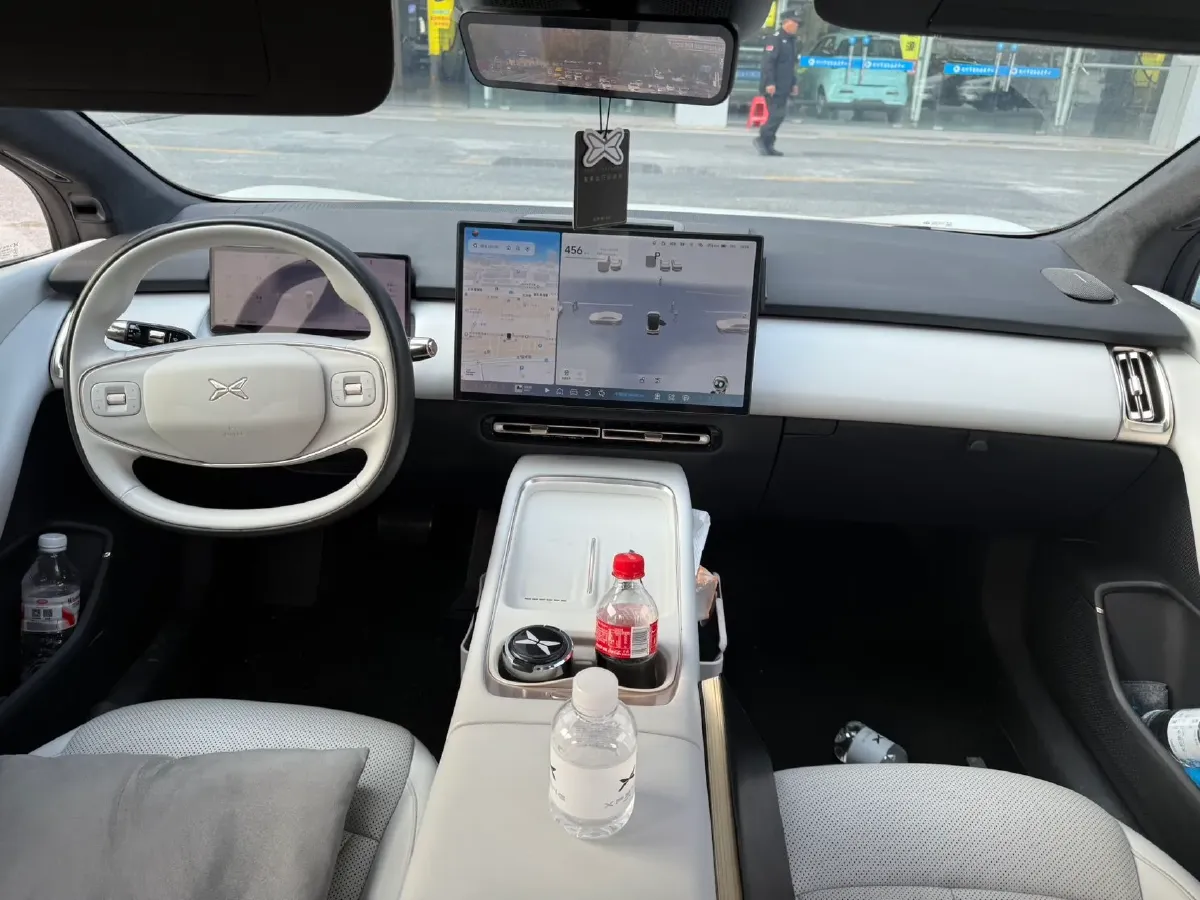 2024 Xpeng P7+ BEV 76.3KWH,autocango,china used car exporter,china ev exporter,chinese used car exporter,chinese used ev exporter