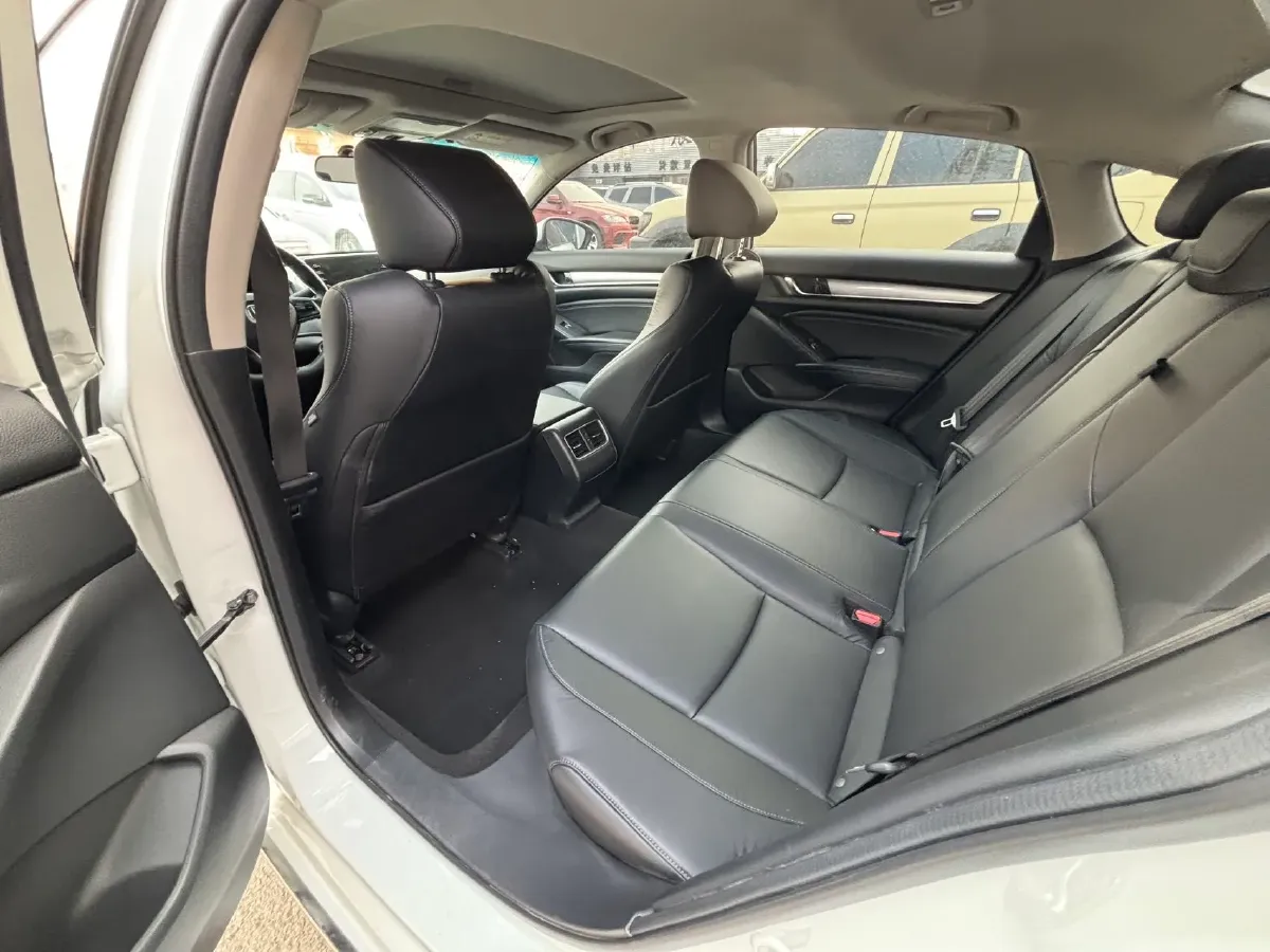 2018 Honda Accord 1.5T 194HP L4 CVT,autocango,china used car exporter,china ev exporter,chinese used car exporter,chinese used ev exporter