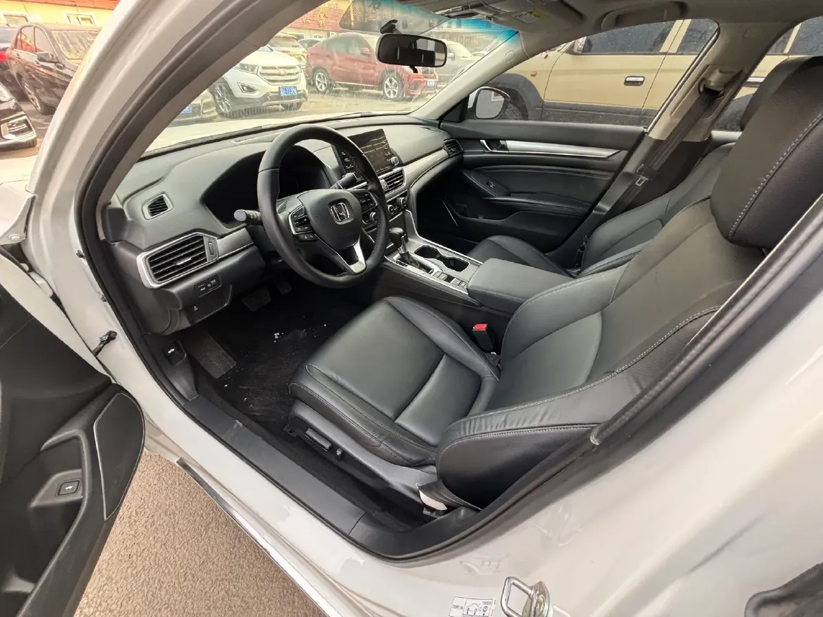 2018 Honda Accord 1.5T 194HP L4 CVT,autocango,china used car exporter,china ev exporter,chinese used car exporter,chinese used ev exporter