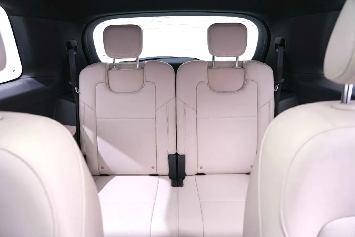 2021 Li ONE Range Extended 131HP REEV 40.5KWH,autocango,china used car exporter,china ev exporter,chinese used car exporter,chinese used ev exporter