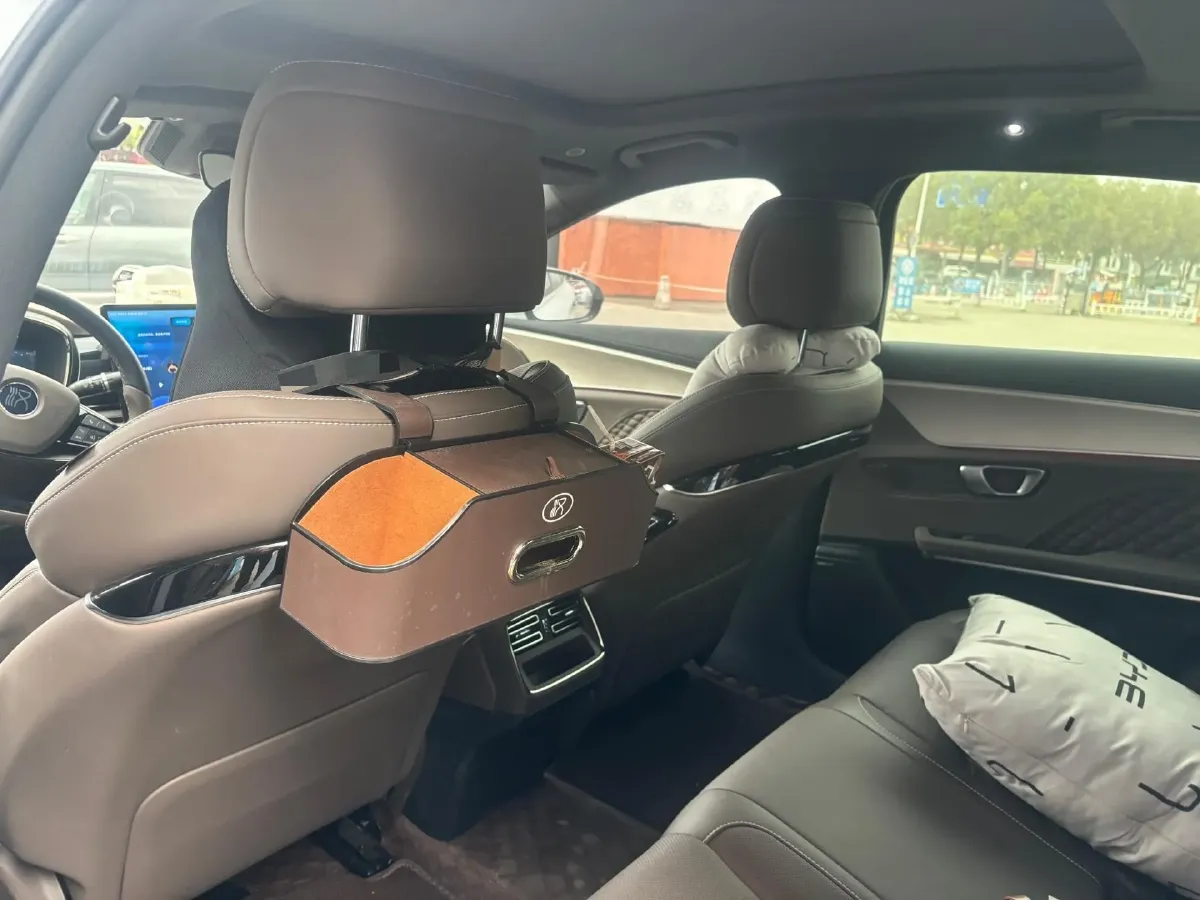 2023 BYD Han BEV 72KWH,autocango,china used car exporter,china ev exporter,chinese used car exporter,chinese used ev exporter