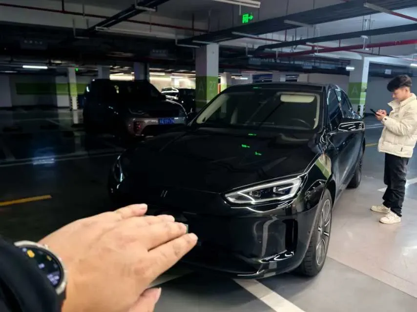 2022 Infiniti Q50L 2.0T 211HP L4 7AT,autocango,china used car exporter,china ev exporter,chinese used car exporter,chinese used ev exporter