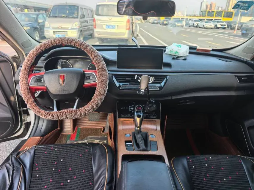 2019 HongQi H5 1.8T 180HP L4 6AT,autocango,china used car exporter,china ev exporter,chinese used car exporter,chinese used ev exporter