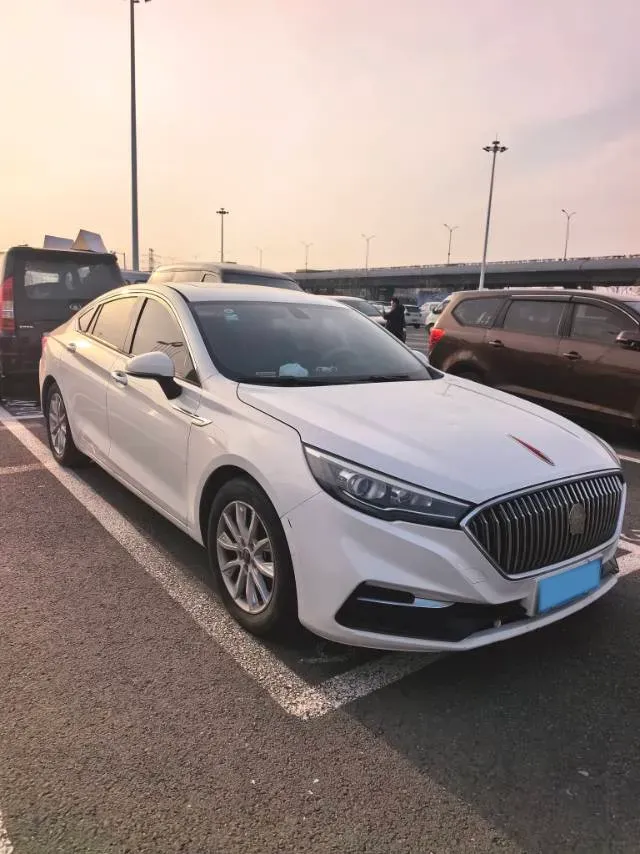 2019 HongQi H5 1.8T 180HP L4 6AT,autocango,china used car exporter,china ev exporter,chinese used car exporter,chinese used ev exporter