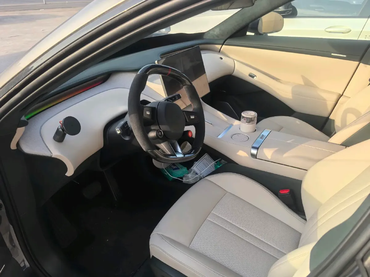 2025 MI YU7 BEV 101.7KWH,autocango,china used car exporter,china ev exporter,chinese used car exporter,chinese used ev exporter