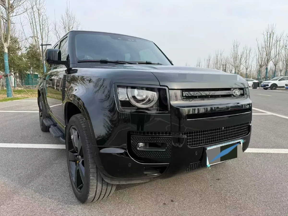2025 Land Rover Defender 3.0T 400HP L6 8AT,autocango,china used car exporter,china ev exporter,chinese used car exporter,chinese used ev exporter