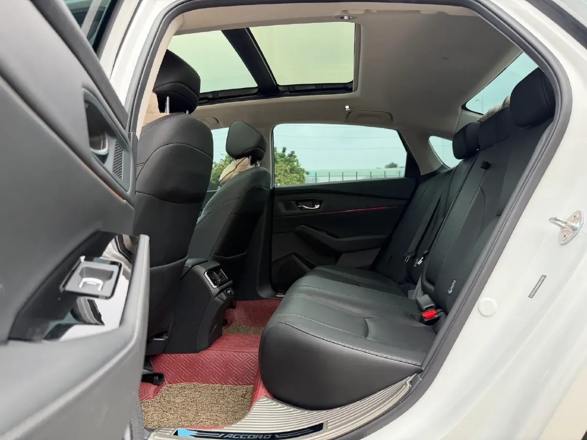 2023 Kia Sportage 2.0L 150HP L4 6AT Hybrid,autocango,china used car exporter,china ev exporter,chinese used car exporter,chinese used ev exporter