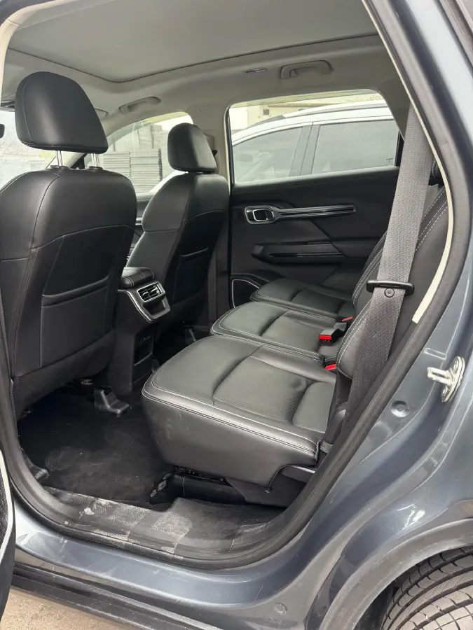 2020 Geely Okavango 1.8T 184HP L4 7DCT,autocango,china used car exporter,china ev exporter,chinese used car exporter,chinese used ev exporter