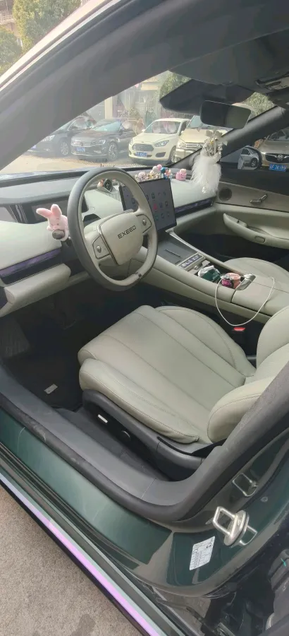 2025 Exceed Sterra ES REEV 156HP REEV 34.7KWH,autocango,china used car exporter,china ev exporter,chinese used car exporter,chinese used ev exporter