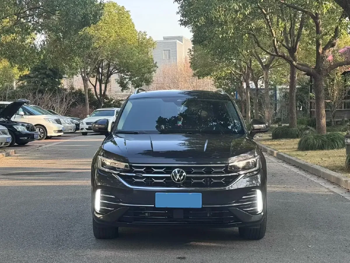 2023 Volkswagen Tayron 2.0T 220HP L4 7DCT,autocango,china used car exporter,china ev exporter,chinese used car exporter,chinese used ev exporter