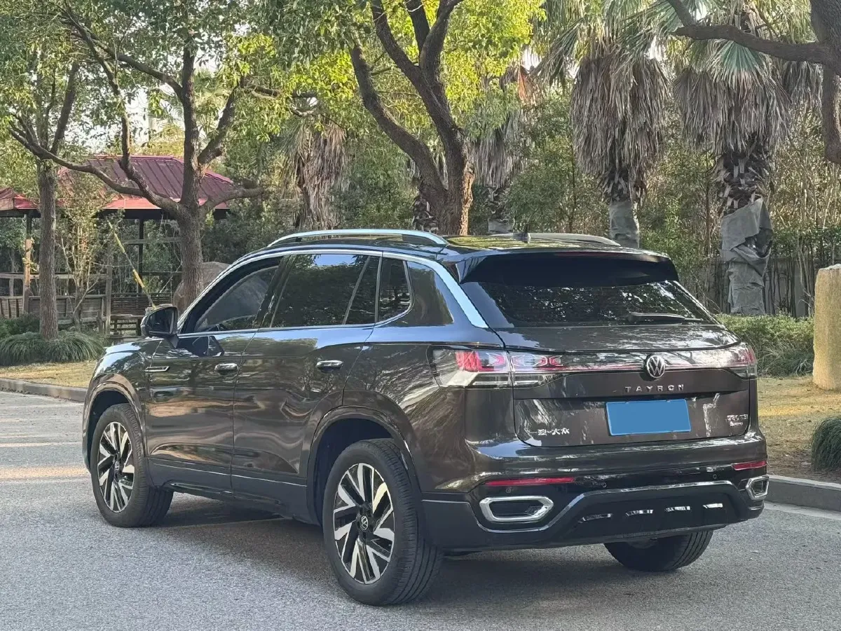 2023 Volkswagen Tayron 2.0T 220HP L4 7DCT,autocango,china used car exporter,china ev exporter,chinese used car exporter,chinese used ev exporter