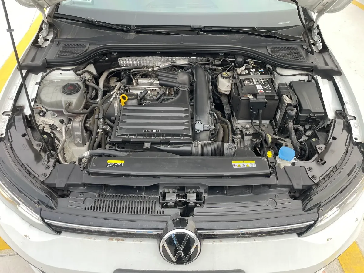 2021 Volkswagen Golf 1.4T 150HP L4 7DCT,autocango,china used car exporter,china ev exporter,chinese used car exporter,chinese used ev exporter