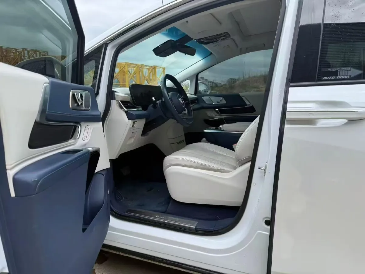 2023 Buick Century 2.0T 237HP L4 9AT,autocango,china used car exporter,china ev exporter,chinese used car exporter,chinese used ev exporter