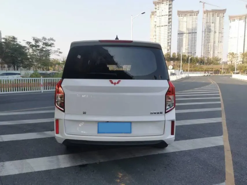 2021 WuLing ZhengChen 1.5T 147HP L4 6MT,autocango,china used car exporter,china ev exporter,chinese used car exporter,chinese used ev exporter