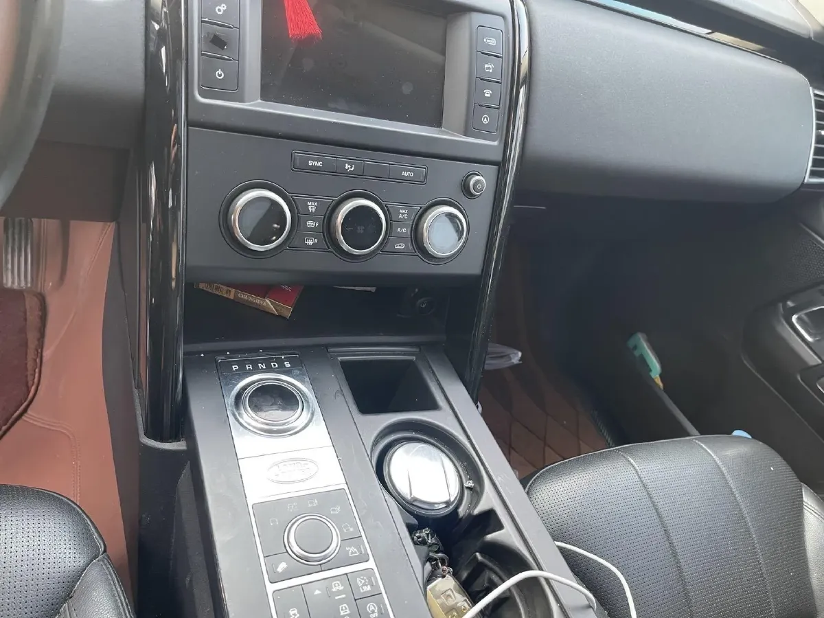 2017 Land Rover Discovery 3.0T 340HP V6 8AT,autocango,china used car exporter,china ev exporter,chinese used car exporter,chinese used ev exporter