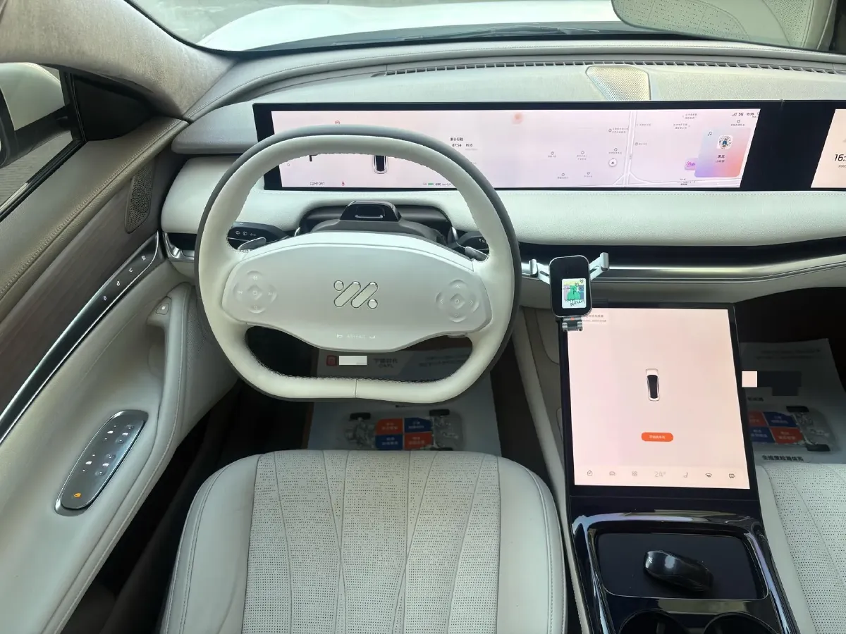 2022 IM L7 BEV 90KWH,autocango,china used car exporter,china ev exporter,chinese used car exporter,chinese used ev exporter