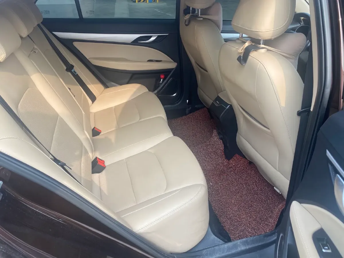 2018 Geely Emgrand 1.5L 109HP L4 5MT,autocango,china used car exporter,china ev exporter,chinese used car exporter,chinese used ev exporter