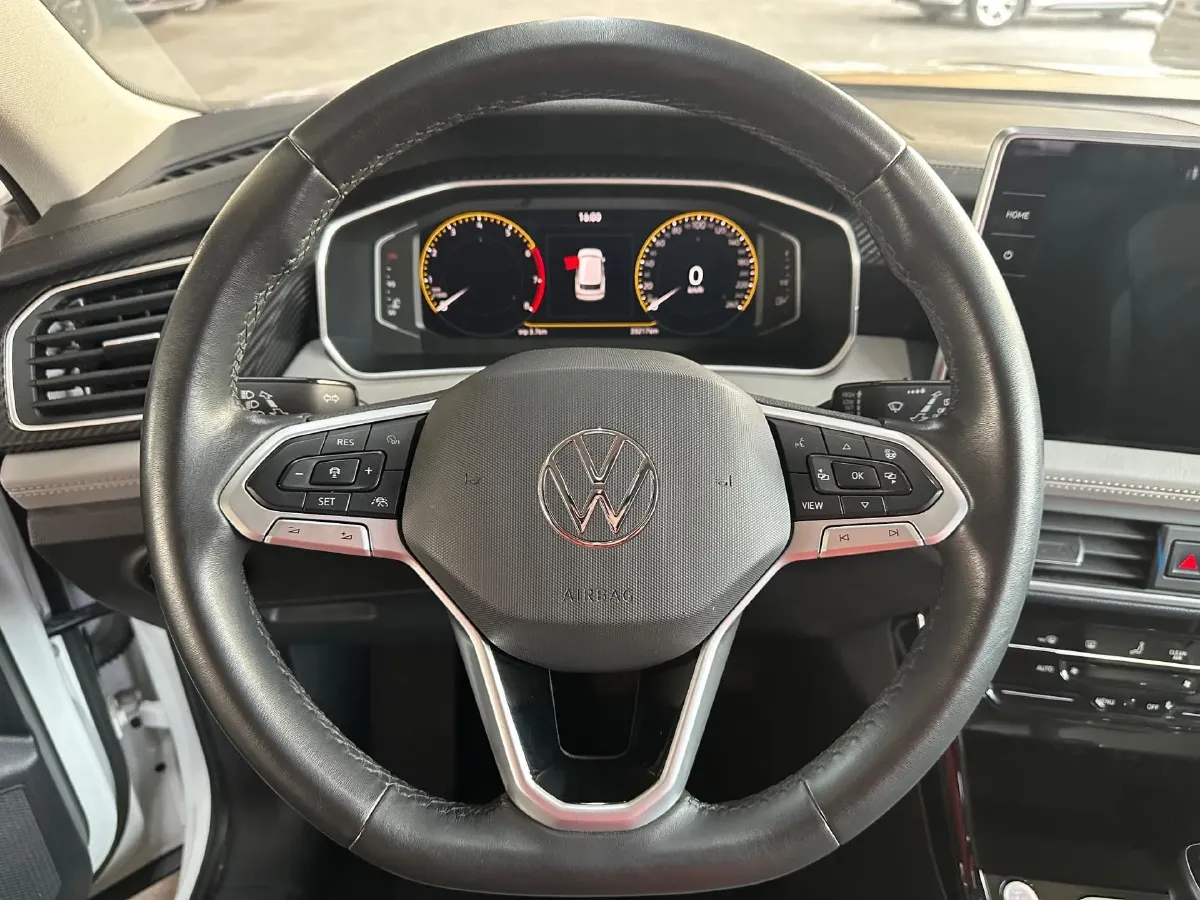 2023 Volkswagen Tayron 1.4T 150HP L4 7DCT,autocango,china used car exporter,china ev exporter,chinese used car exporter,chinese used ev exporter