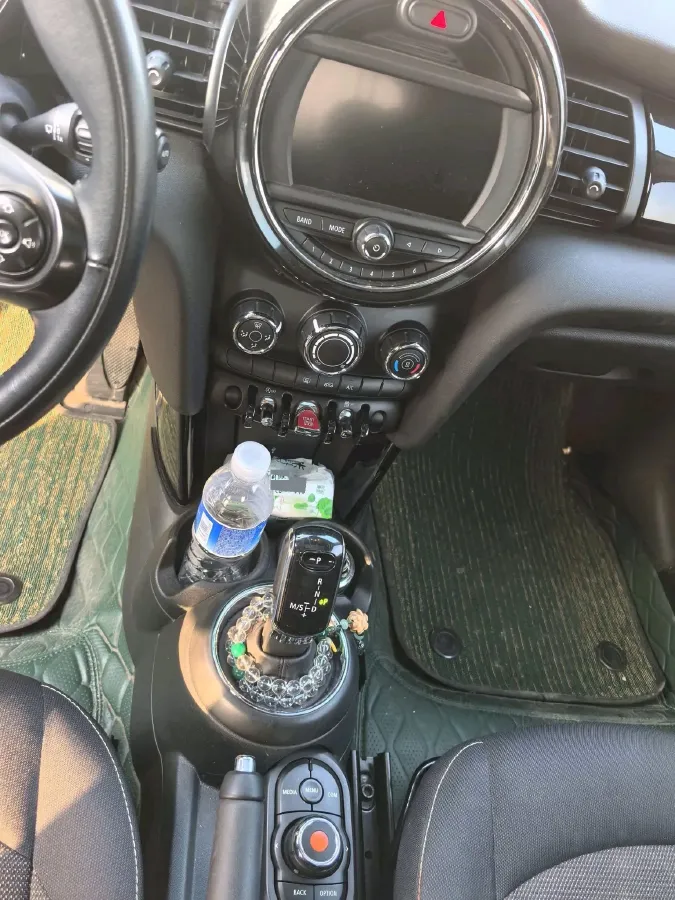 2019 MINI MINI 1.5T 102HP L3 7DCT,autocango,china used car exporter,china ev exporter,chinese used car exporter,chinese used ev exporter