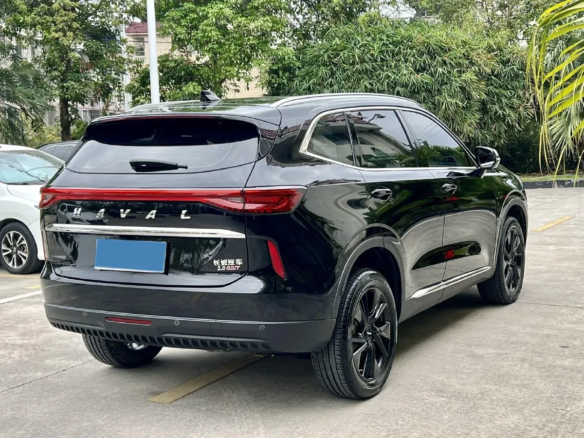 2021 Haval H6 2.0T 211HP L4 7DCT,autocango,china used car exporter,china ev exporter,chinese used car exporter,chinese used ev exporter