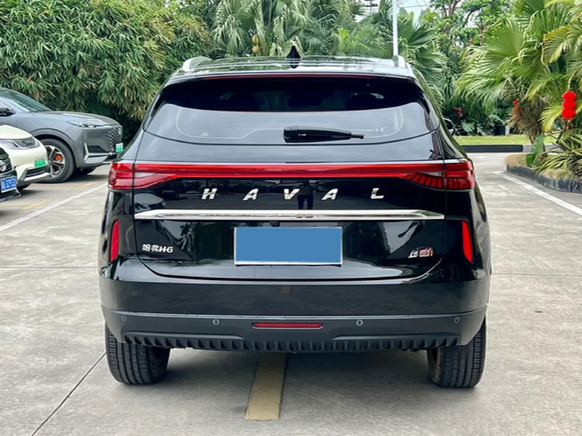 2021 Haval H6 2.0T 211HP L4 7DCT,autocango,china used car exporter,china ev exporter,chinese used car exporter,chinese used ev exporter