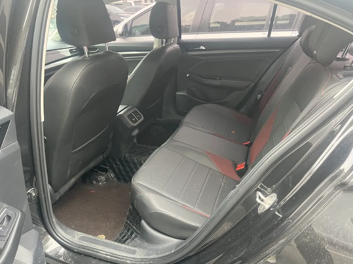 2021 Volkswagen Bora 1.5L 113HP L4 6AT,autocango,china used car exporter,china ev exporter,chinese used car exporter,chinese used ev exporter