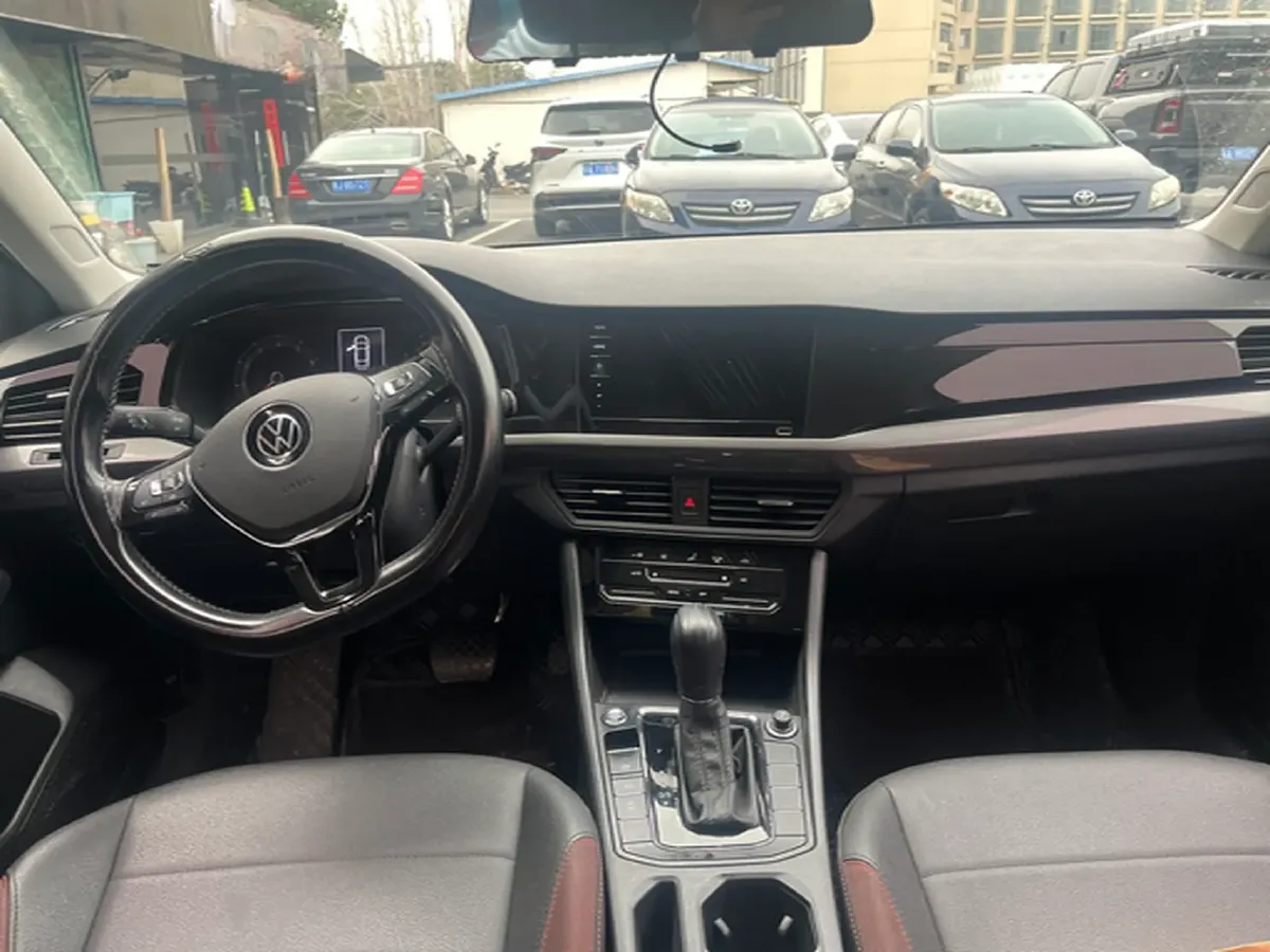 2021 Volkswagen Bora 1.5L 113HP L4 6AT,autocango,china used car exporter,china ev exporter,chinese used car exporter,chinese used ev exporter