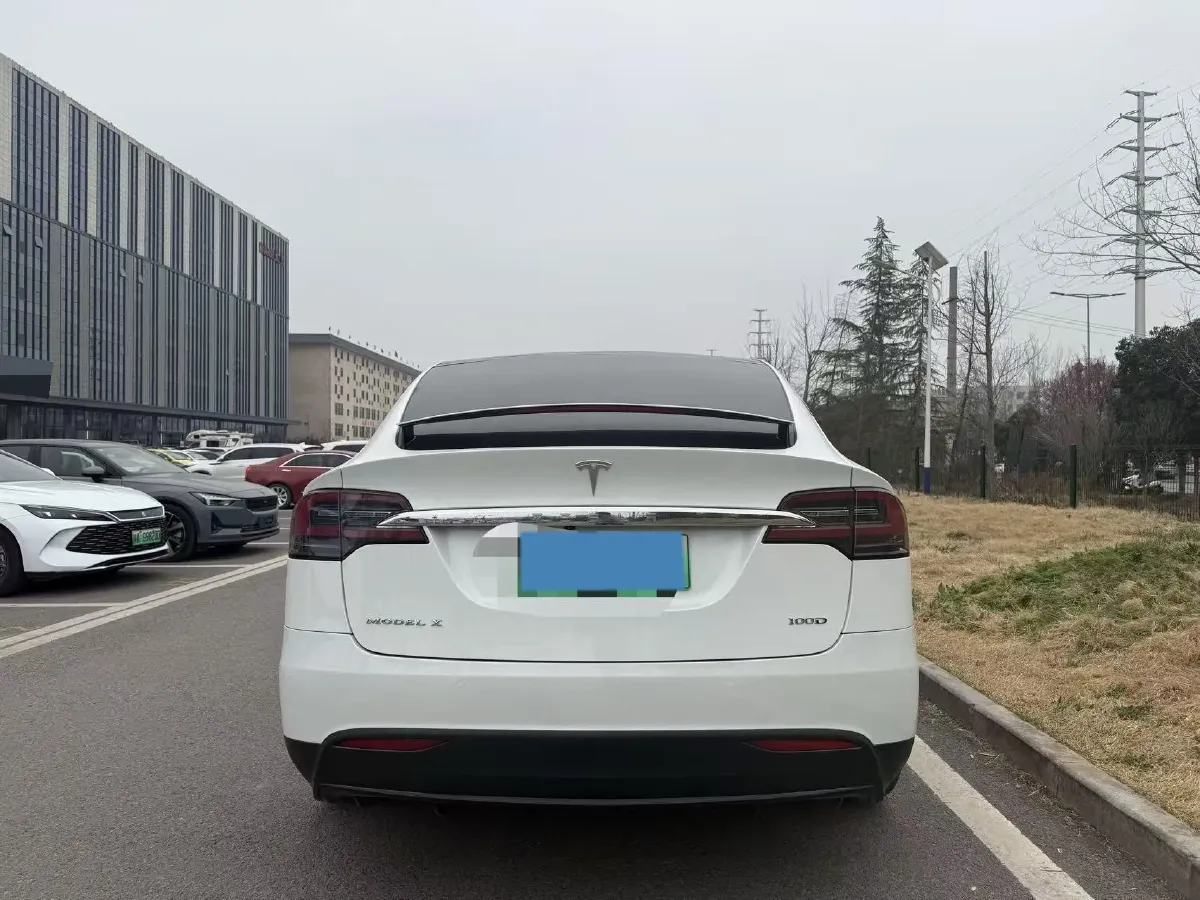 2017 Tesla Model X BEV 100KWH,autocango,china used car exporter,china ev exporter,chinese used car exporter,chinese used ev exporter