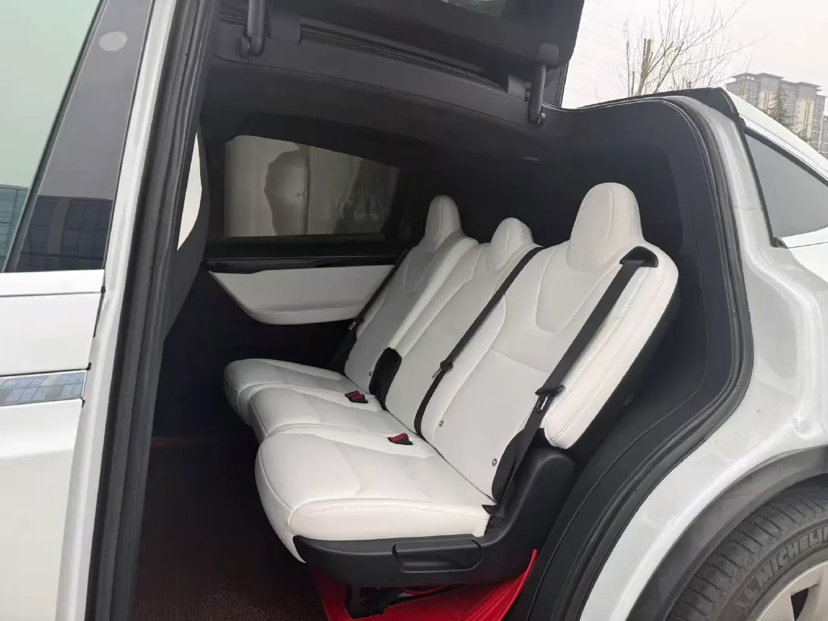 2017 Tesla Model X BEV 100KWH,autocango,china used car exporter,china ev exporter,chinese used car exporter,chinese used ev exporter