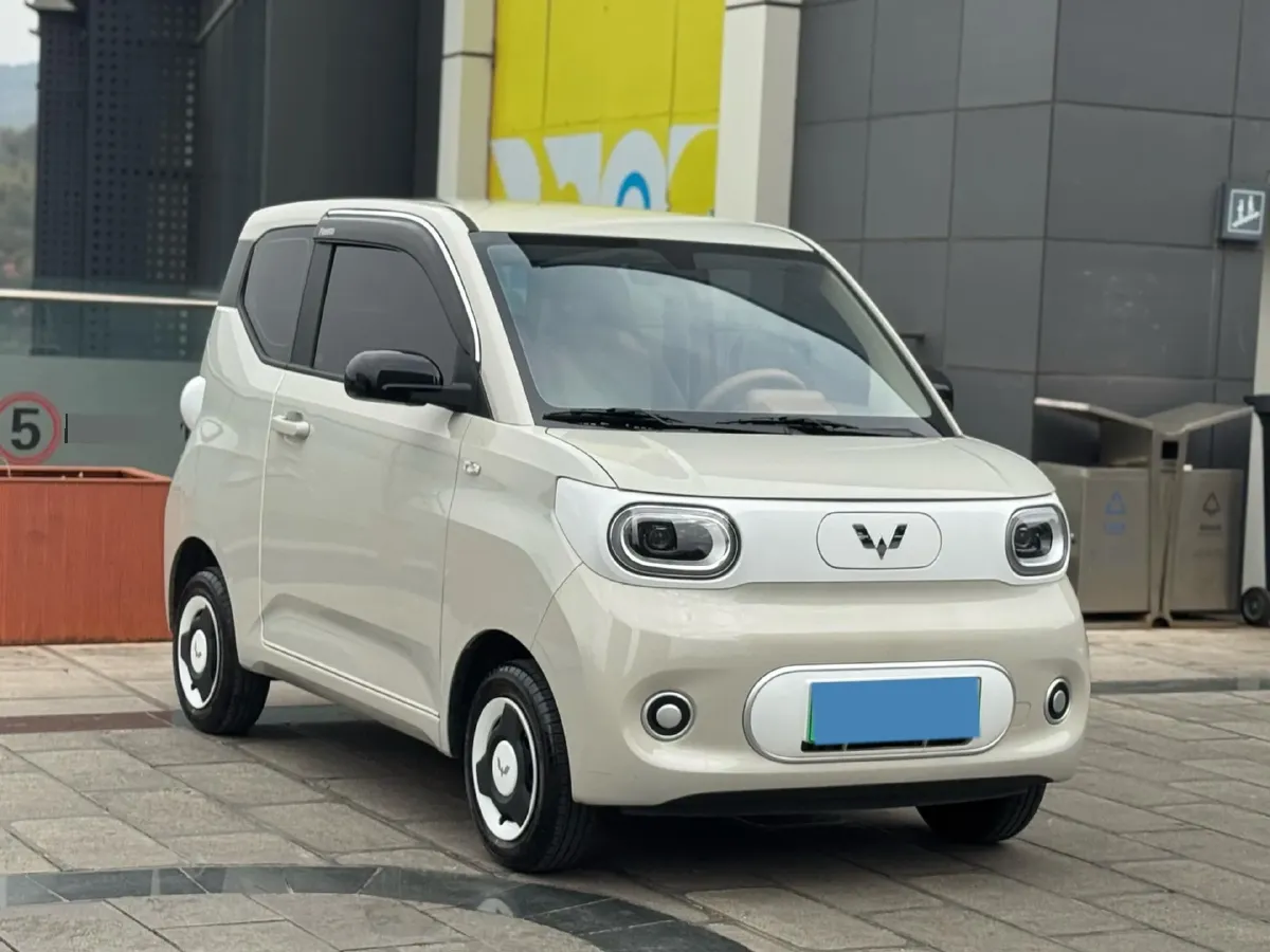 2024 WuLing HongGuang MINI EV BEV 17.3KWH,autocango,china used car exporter,china ev exporter,chinese used car exporter,chinese used ev exporter