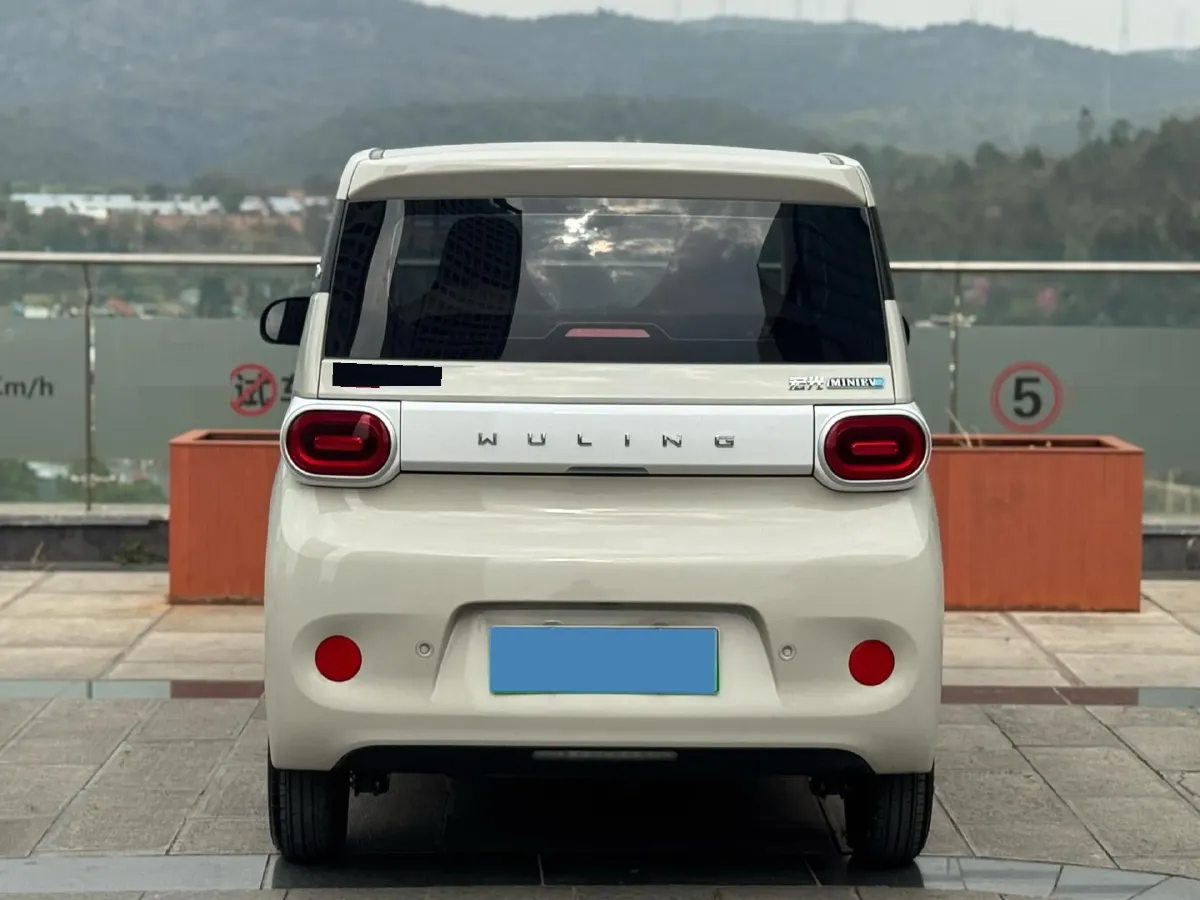 2024 WuLing HongGuang MINI EV BEV 17.3KWH,autocango,china used car exporter,china ev exporter,chinese used car exporter,chinese used ev exporter