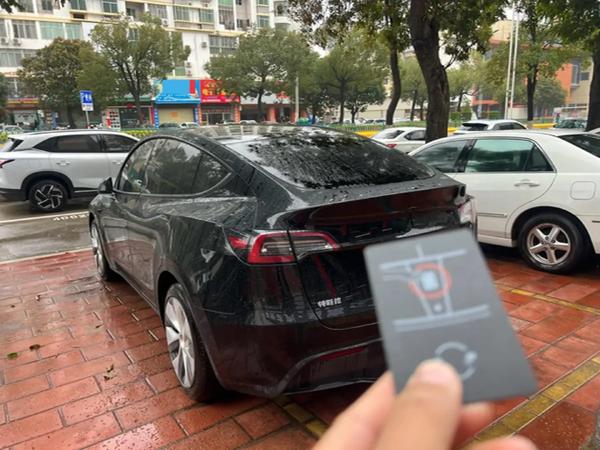2022 Tesla Model Y BEV 60KWH,autocango,china used car exporter,china ev exporter,chinese used car exporter,chinese used ev exporter