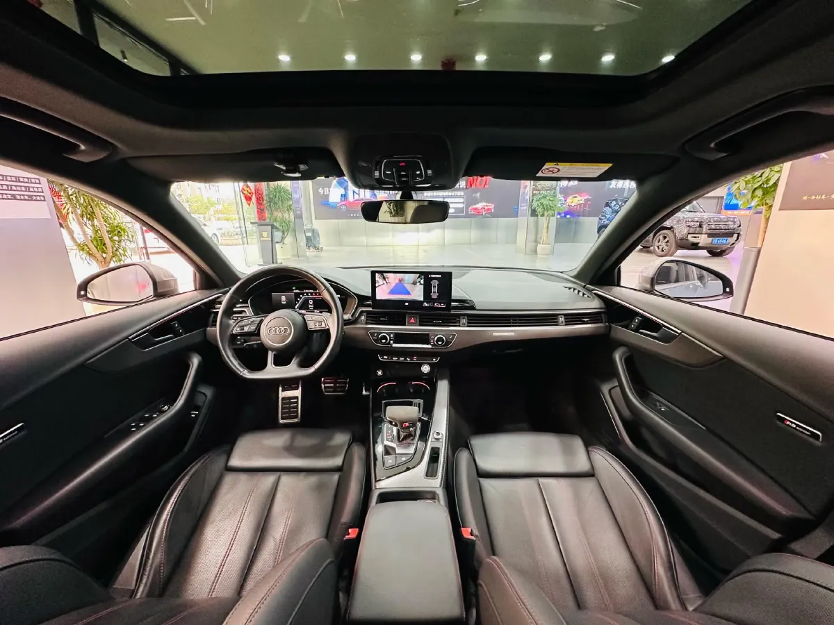 2022 Audi A4L 2.0T 190HP L4 7DCT,autocango,china used car exporter,china ev exporter,chinese used car exporter,chinese used ev exporter