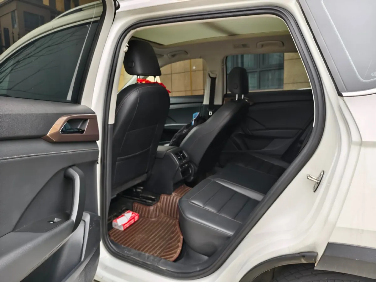 2021 Volkswagen Tharu 1.4T 150HP L4 7DCT,autocango,china used car exporter,china ev exporter,chinese used car exporter,chinese used ev exporter