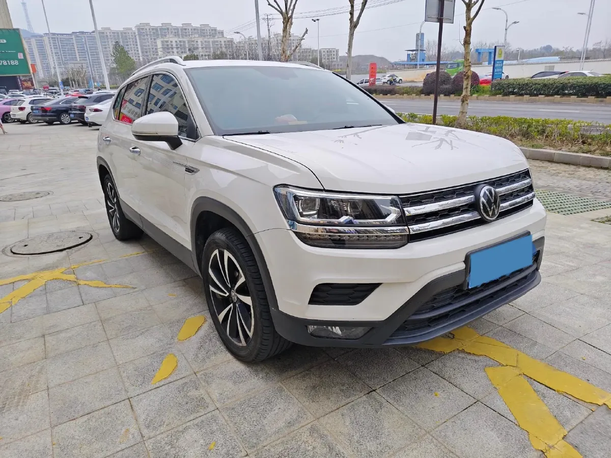 2021 Volkswagen Tharu 1.4T 150HP L4 7DCT,autocango,china used car exporter,china ev exporter,chinese used car exporter,chinese used ev exporter