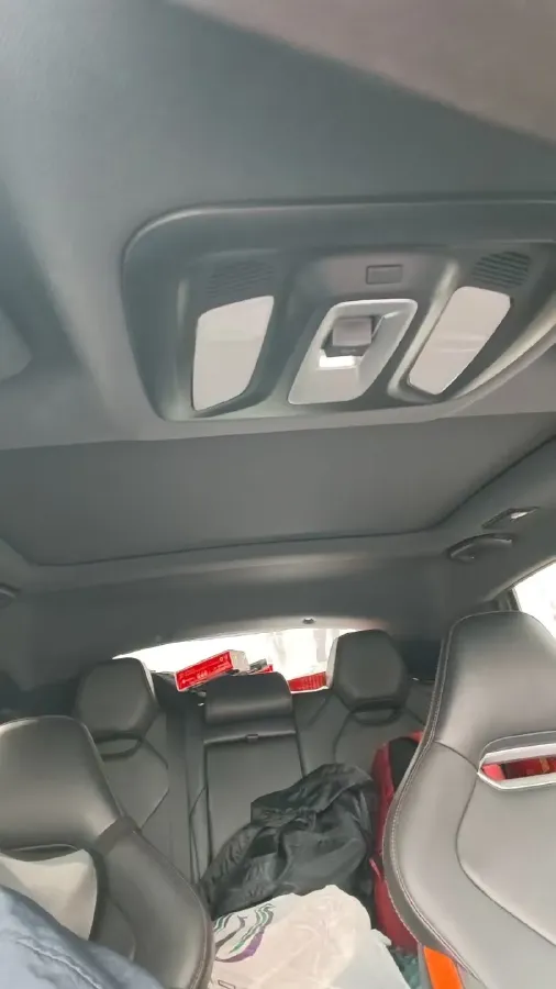 2023 ChangAn UNI-V 1.5T 188HP L4 7DCT,autocango,china used car exporter,china ev exporter,chinese used car exporter,chinese used ev exporter