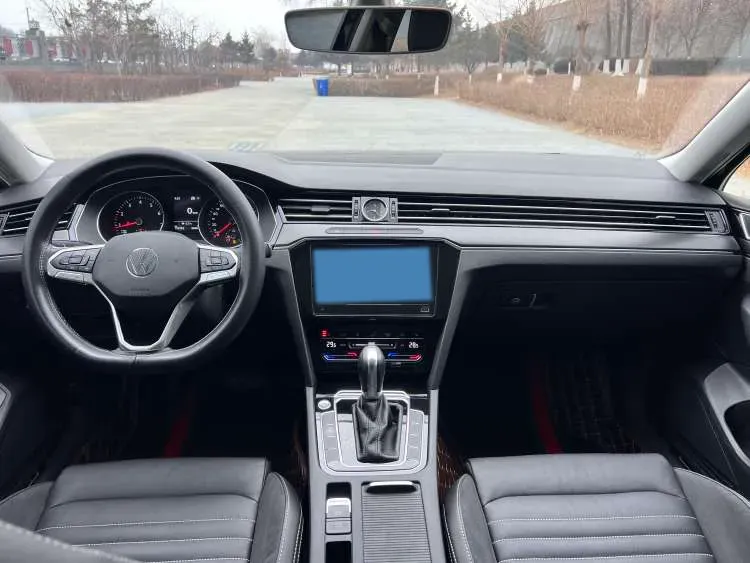 2020 Volkswagen Magotan 2.0T 186HP L4 7DCT,autocango,china used car exporter,china ev exporter,chinese used car exporter,chinese used ev exporter