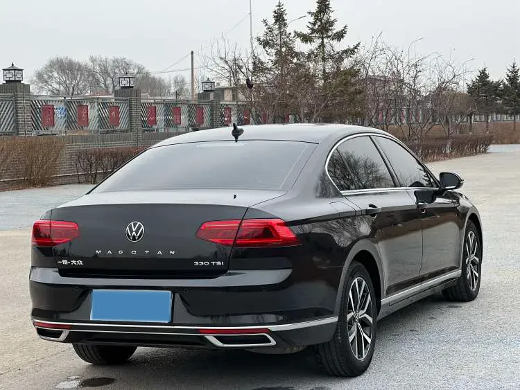 2020 Volkswagen Magotan 2.0T 186HP L4 7DCT,autocango,china used car exporter,china ev exporter,chinese used car exporter,chinese used ev exporter