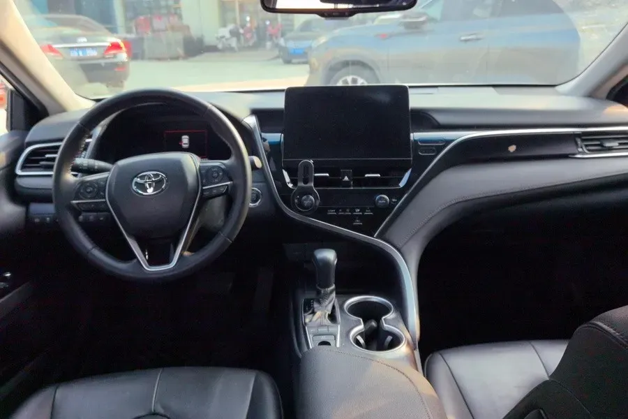 2021 Toyota Camry 2.5L 209HP L4 8AT,autocango,china used car exporter,china ev exporter,chinese used car exporter,chinese used ev exporter