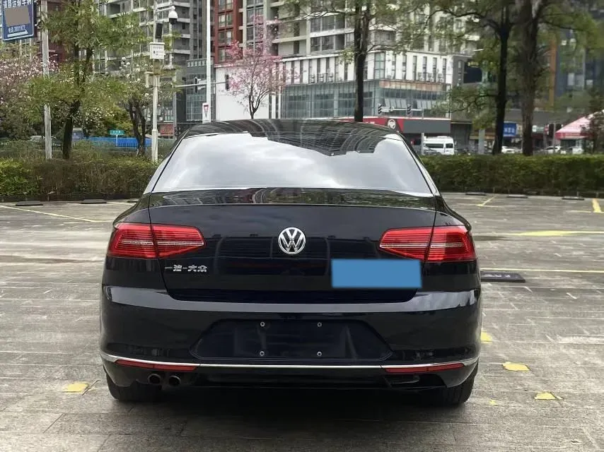 2018 Volkswagen Magotan 1.4T 150HP L4 7DCT,autocango,china used car exporter,china ev exporter,chinese used car exporter,chinese used ev exporter