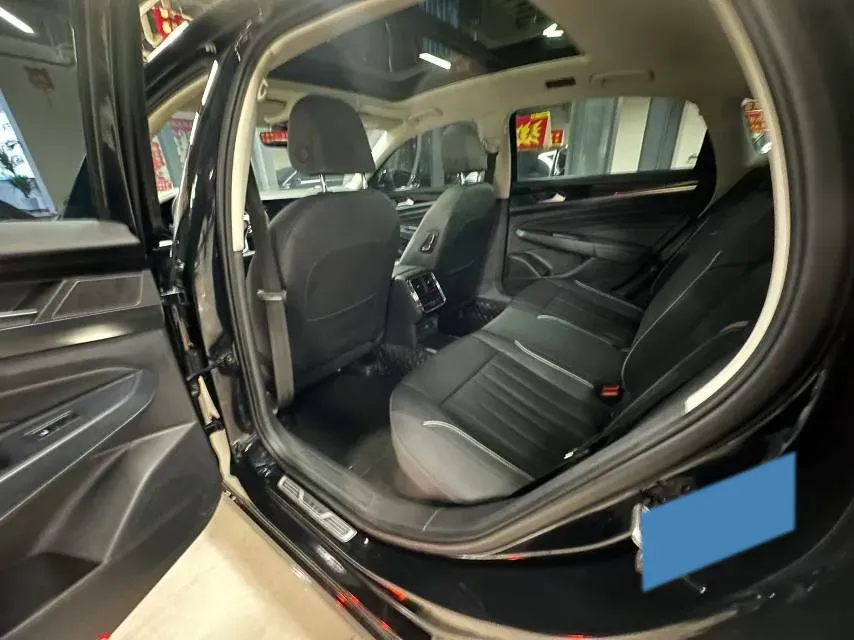 2023 Volkswagen Passat 2.0T 186HP L4 7DCT,autocango,china used car exporter,china ev exporter,chinese used car exporter,chinese used ev exporter